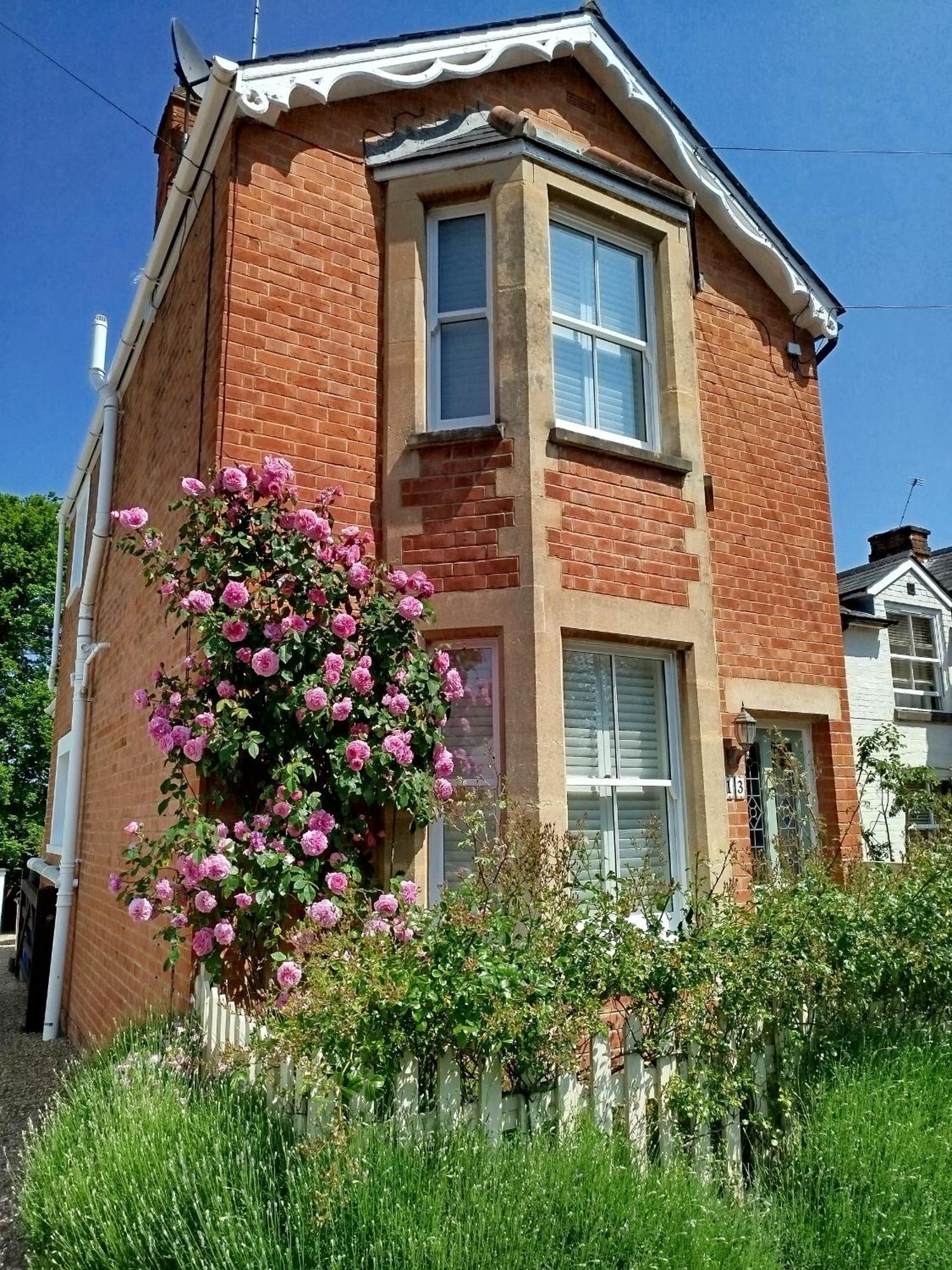 3 Bedroom Cottage In Sunninghill, Ascot Zewnętrze zdjęcie